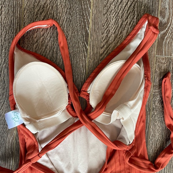 Orange one piece bathing suit - Picture 4 of 5